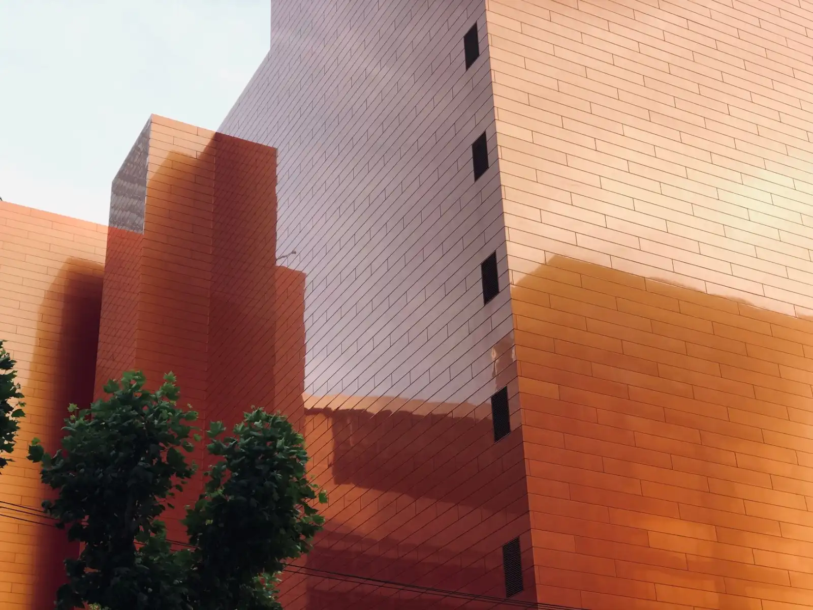 2025年上海建筑装饰材料市场供给趋势与工程采购策略分析正文配图 1