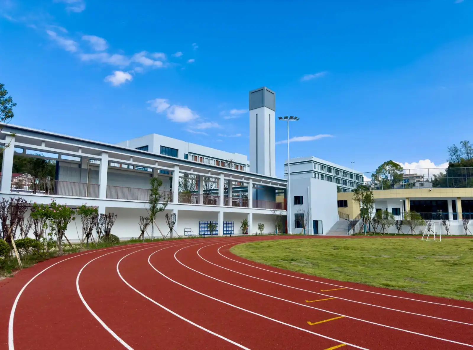 建筑装饰材料一站式采购：五金交电与工程配套产品供应方案